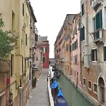 Le Isole Hotel
